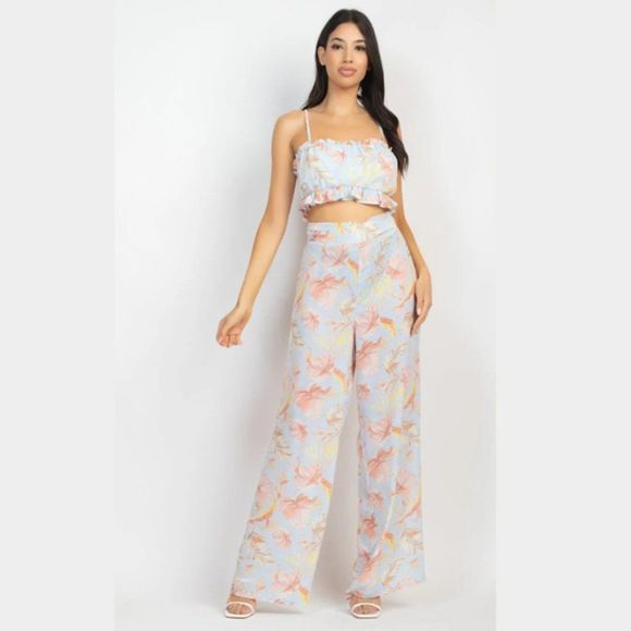 Tropical Ruffled Cut-Out Top & Pants Set - Vacation Set - 2 Piece Set - Summer - Picture 5 of 7